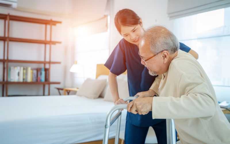 Ayuda a Domicilio en Sevilla: Servicios Adaptados a tus Necesidades